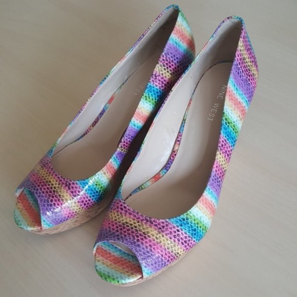 Nine West "Cheerful" Peep Toe Cork Wedges 7M - Picture 2 of 8